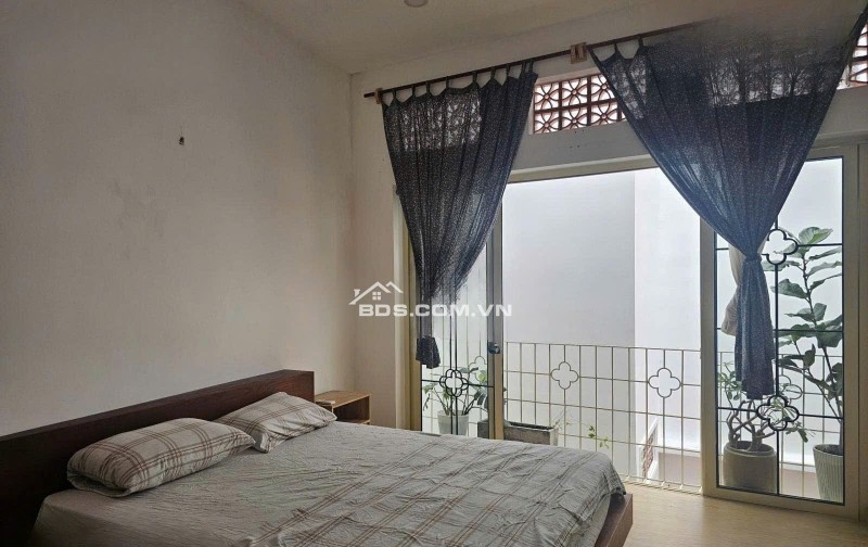 Bán nhà Hẻm nhựa 10m xe tải tránh Phạm Phú Thứ Tân Bình. 96m2 Ngang 4.6m, 3 Tầng chỉ 13.9 tỷ